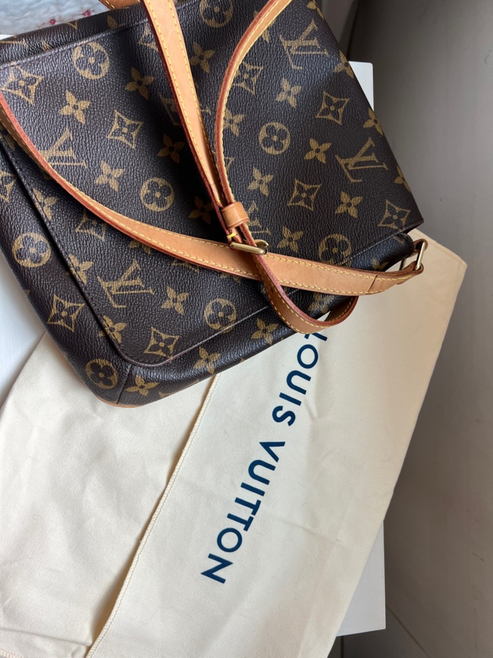 Vintage Louis Vuitton Musetta Salsa Monogram Canvas Crossbody w/COA - Picture 2 of 12